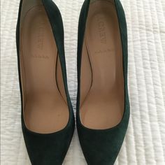 Dark Green Suede Heels Never Worn Still In Box. Elegant Green Court Shoes With 4-inch Heel, Classic Green Heels For Formal Occasions, Elegant Green Heels For Work, Classic Green High Heels, Green Suede, Suede Heels, Shoes Women Heels, Dark Green, J Crew