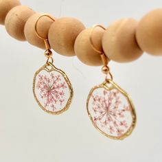 Delicate Gold Birth Flower Earrings, Dainty Rose Gold Birth Flower Earrings, Rose Gold Birth Flower Earrings As Gift, Delicate Rose Gold Birth Flower Earrings, Gold Hoop Earrings With Flower Charm For Gift, Gold Flower-shaped Earrings With Pressed Flowers, Rose Gold Flower Earrings With Pressed Flowers For Gift, Rose Gold Pressed Flower Earrings Gift, Delicate Hypoallergenic Flower Earrings For Everyday Wear