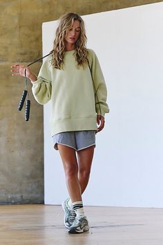 The true definition of an effortless essential, this throw-on-and-go crewneck sweatshirt is featured in a staple, pullover style and relaxed, oversized silhouette with slightly exaggerated raglan sleeves, elasticated hems, and side pockets for the perfect finishing touch. **Fit:** Relaxed, oversized fit **Features:** Ultra-luxe, heavyweight, 100% cotton fabrication; structured style; oversized silhouette; crew neckline; raglan sleeves; elasticated hems; FP Movement buti logo at sleeve cuff **Why Everyday Drop Shoulder Sweatshirt For Spring, Spring Athleisure Sweatshirt With Boxy Fit, Spring Crew Neck Athleisure Sweater, Spring Crew Neck Sweater In Athleisure Style, Spring Athleisure Boxy Fit Sweatshirt, Oversized Sporty Sweatshirt For Spring, Spring Athleisure Crew Sweater, Sporty Oversized Sweatshirt For Spring, Spring Crew-neck Athleisure Sweatshirt