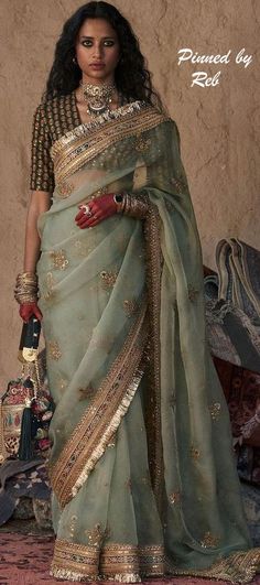 Pinterest @Littlehub || Sabyasachi ~ An exquisite clothing world Sabyasachi Sarees Green, Pink Sabyasachi Saree, Sabyasachi Wedding Sarees, Sabiya Sachi Dress, Sabyasachi Designs Indian Outfits, Designer Sarees Wedding Sabyasachi, Organza Lehenga Sabyasachi, Sabyasachi Bride Saree