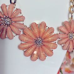 Nwot Floral Chunky Bib Necklace - Cute Floral Pattern Perfect For Church Or Casual Wear Spring Party Pink Flower Necklace, Floral Necklace, Bib Necklace, Orange Pink, Pink Orange, Color Orange, Womens Jewelry Necklace, Pink And Orange, Pink Ladies