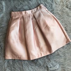 Nwot. Beautiful Baby Pink Skirt In Perfect Pre-Loved Condition. Smoke Free Home. Better Deal On Shipping If You Bundle Feel Free To Ask Questions!!! 15% Off 3+ Items And I Discount Pink Short Relaxed Skirt, Feminine Mini Skirt With Lined Detail, Feminine Mini Skirt With Lined Skirt, Feminine Mini Skirt With Lining, Feminine Lined Mini Skirt, Elegant Short Skirt For Spring, Cute Skirt For Spring, Feminine Mini Pleated Skirt, Cute Pleated Mini Skirt For Spring