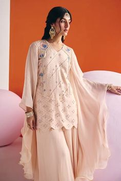 Beige kurta with geometric and butti woven panels, embroidered by zari, embellished by pearl lace and kasab. Comes with palazzo. - Aza Fashions Pearl And Lace, Three Quarter, Aza Fashion, Types Of Sleeves, V Neck, Lace, Fashion Design