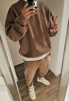 Tinola, Guy Fits, Trendy Boy Outfits, Mens Trendy Outfits, Mens Outfit Inspiration, Mens Fashion Streetwear, Mens Fashion Casual Outfits, Stylish Mens Outfits