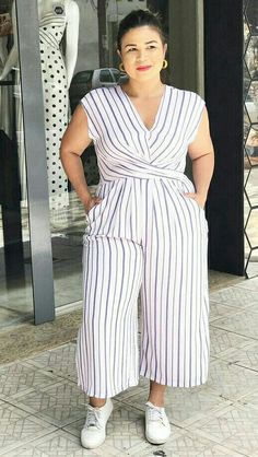 Stylish Jumpsuit, Look Plus Size, Curvy Style, Warm Weather Outfits, Girl Tips, Look Plus, African Dress, Sewing Clothes