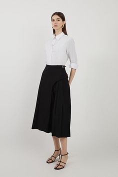 Tailored Buckle Detail Pleated Midi Skirt Black Midi Skirt Outfit, Professional Fits, Black Pleated Midi Skirt, Skirt Collection, Midi Skirt Outfit, Notes Style, Office Skirt, Office Siren, Black Midi Skirt