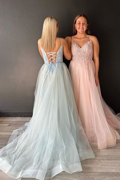 V-Neck Lace-Up Appliques Tulle A-Line Prom Dress Fitted Bodice Tulle Gown With V-neck, V-neck Tulle Gown With Fitted Bodice, V-neck Gown With Fitted Bodice And Tulle Material, Tulle V-neck Gown For Debutante Ball, Fitted Bodice V-neck Dress For Debutante Ball, V-neck Tulle Gown For Debutante Ball, V-neck Dress For Debutante Ball With Fitted Bodice, Elegant Tulle Dress With Lace-up Back, Floor-length Lace Back Dress For Debutante Ball