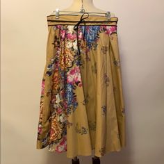 Vintage Nos Nwt Tan Floral Skirt With Attached Black Belt. Zips And Buttons Up The Side. Tag Reads Size 15/16. Waist: 15” Across The Front, Hips: Free, Length: 29”. Spring Brown Fitted Maxi Skirt, Spring Brown Cotton Maxi Skirt, Brown Cotton Maxi Skirt For Spring, Cotton Brown Maxi Skirt For Spring, Spring Beige Floral Print Skirt, Brown Full Maxi Skirt For Spring, Beige Floral Print Skirt For Day Out, Beige Floral Print Midi Skirt, Spring Full Skirt In Brown