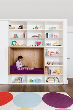 Stylish Kids Room, Kids Room Shelves, Reading Nook Kids, Cozy Nooks, Hardwood Floors Dark, Room Shelves, Cozy Nook, Kids Room Design, Book Shelf