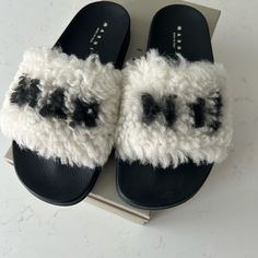 Marni Slides Lightly Worn Size Men 43 Runs Small Could Fit Us 8.5-9 (42) Marni Slides, Marni Shoes, Comfy Shoes, Flip Flop Sandals, Flip Flops, Slides, Men's Shoes, Size 10, Black White