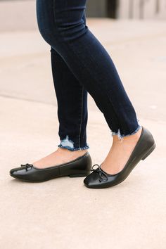 How precious and versatile are these flats?! They are perfection! These ballet flats are can be worn with jeans, joggers, leggings, or dresses for so many different occasions! 
True to size. Luxury Black Ballet Flats For Formal Occasions, Preppy Life, Sunglasses Necklace, Jeans Joggers, Black Flats Shoes, Black Ballet, Ballerina Shoes Flats, Cruise Outfits, Shoes Sandals Heels