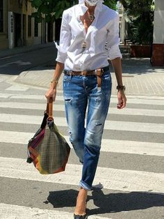 Susi Rejano, Casual Chic Outfits, Casual Chic Outfit, Looks Chic, 가을 패션, Fashion Over 50, Women Vintage, Ripped Jeans, Look Fashion