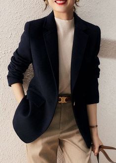 Solid Office Style Blazer For Fall, Winter Workwear Solid Blazer, Black Outerwear For Office Wear, Black Office Style Outerwear, Tailored Black Blazer For Fall, Tailored Black Fall Blazer, Suit Jackets For Women, Stylish Work Outfits, Fall Coat