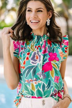 Hot Weather Outfits, Weather Outfits, Mint Julep Boutique, Abstract Floral Print, Floral Tank, Work Clothes, Green Tops, Model Fits, Like A Boss