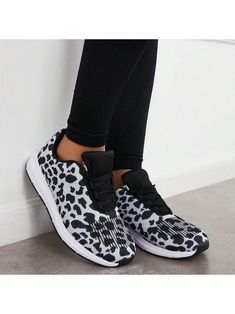 Chic Lace-Up Athletic Sneakers: Stylish & Comfortable Running Shoes fo Sporty Non-slip Lace-up Running Shoes, Breathable Lace-up Sneakers For Running Errands, Trendy Non-slip Lace-up Sneakers, Breathable Slip-on Sneakers With Flat Heel, Casual Breathable Lace-up Running Shoes, Comfortable Casual Lace-up Running Shoes, Black Comfortable Lace-up Walking Shoes, Comfortable Black Lace-up Sneakers, Breathable Casual Slip-on Sneakers