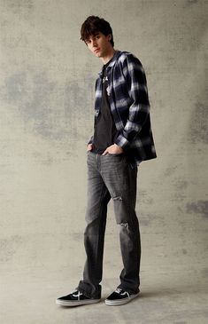 Nail any look with help from PacSun's Slim Boot Black Comfort Stretch Jeans. This everyday pair is designed with a 5-pocket body, a bootcut leg opening, a tapered fit from the thigh to knee, a black wash, paint splatter, and distressed details for a laidback finish. Jeans Pacsun, Pacsun Mens, Mens Shoes Boots, Plaid Flannel Shirt, Paint Splatter, Flannel Shirt, Stretch Jeans, Denim Wash, Pacsun