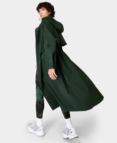 Lebanon Summer, Rainy Day Outfit For Spring, Raincoat Fashion, Raincoat Outfit, Waterproof Parka, Long Rain Coat, Rain Jacket Women, Hooded Cloak, Raincoats For Women