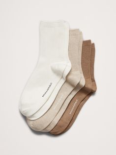 This luxurious sock blends together beautiful silk with breathable cotton to make everyday feel more indulgent.  Set of 3.  Hits above the ankle.  Fits women's shoe sizes 6-10. Comfortable Cream Socks, Crew Sock, Cotton Socks, Cool Socks, Socks Women, Crew Socks, Women's Accessories, Banana Republic, Cotton Blend