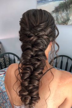 Need the best braided bridesmaid hairstyles? Discover 15 gorgeous braid hairstyles for bridesmaids with short, long, or black hair. Whether you're looking for a braided updo, half up, bun, or down, we have all the braid bridesmaid hairstyle ideas and inspiration you need! Wedding beauty, Wedding hair trends 2024. Sister Of Bride Hairstyles, Bridesmaid Hairstyles With Braids, Braided Bridesmaid Hairstyles, Braid Bridesmaid Hair, Bridesmaid Hair Half Up Long, Bridesmaid Hairstyle Ideas, Long Updo, Bridesmaid Hair Braid