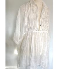 Brand: Free People Color: White Theme: Summer Boho Casual Baggy Boho Foho, Hobo Chic, Bohugly, Girl Authority Indie Occasion: Daytime Casual Beach Season: Summer Spring Fall Style: Boho Peasant Oversized Baggy Department: Women's Condition: New With Tags Size: Small Material: 100% Cotton Features: Breathable, Comfortable & Soft Short Sleeves -Ruffle Flowy Chest -Low Cut, 2 Small Button Closure Option -Relaxed Loose Fitting -Casual Flowy Hem To Cover All Body Shapes And Pairs With Pants, Jeans, L White Flowy Beachwear Top, Beachwear Long Sleeve Relaxed Fit Blouse, Relaxed Fit Long Sleeve Beachwear Blouse, Chic Short Sleeve Cotton Tunic, Chic Cotton Tunic With Short Sleeves, Long Sleeve Beachwear Blouse With Relaxed Fit, White Flowy Beach Top, Flowy White Beach Top, Vacation Smock Top With Short Sleeves