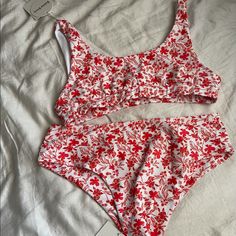 Super Cute Scarlette Print Features Bold Red Florals That Come To Life On A White Background, Cropped Top Style And Cheeky Bottoms. The Tag Says 3xl But Fits Like An Xl Because It’s Australian Size. It’s Band New Tag And Sticker Still On Will Be Packed In Original Package Red Printed Tankini For Summer, Red Summer Tankini, Red One-piece Tankini For Summer, Red One-piece Summer Tankini, Red Tankini For Spring Vacation, Red Tankini For Sunbathing In Summer, Red Tankini For Vacation In Spring, Red Floral Print Triangle Top Swimwear, Red Floral Print Swimwear For Pool