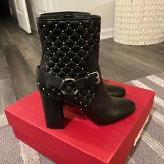 Brand New In Box Valentino Spike Quilted Leather Boots. Size 39. Retails For $1595. These Are Truly Stunning In The Classic Rockstud Style These Boots Are Genuinely Beautiful. Fits True To Size. Please Review All Pictures And Ask Questions Before Purchasing As All Sales Are Final. Heel Height Is Approx 90mm. Made In Italy. Details: Leather, Studs, Solid Color, Zip, Round Toeline, Square Heel, Wooden Heel, Leather Lining, Leather Sole. Comes With Box And Dust Bag. Elegant High Heel Boots With Studded Outsoles, Designer High Heel Boots With Studs, Luxury Studded Boots, Elegant Formal Boots With Studded Rubber Outsoles, Elegant Studded Evening Boots, Elegant Studded Boots For Evening, Designer Studded Boots With Round Toe, Designer Black Boots With Studs, Designer Black Studded Boots