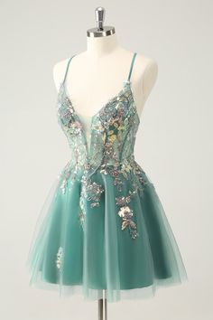 Enchanted Hoco Dress, Hoco Dresses Light Green, Green Fairy Dress Short, Enchanted Forest Homecoming Dress, Dark Green Homecoming Dresses, Emerald Green Homecoming Dresses, Hoco Dresses Green, Dresses With Appliques, Sparkly Party Dress