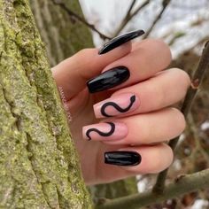 Fun Halloween Nails, Black Halloween Nails, Holloween Nails, Witchy Nails, Halloween Acrylic Nails, Goth Nails