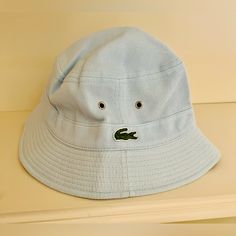 Lacoste Logo-Patch Detail Bucket Hat. Never Used. Free Smoke Home.Unisex. For Adults And Kids. Size 2 In Lacoste It Is Like Size S Usa Adults. Lacoste Bucket Hat, Lacoste Pink, Lacoste Logo, Berets Cap, Lacoste Sport, Embroidered Baseball Caps, Lacoste Men, Pink Sports, Blue Hat