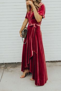 What to Wear to a Fall Wedding | velvet dress, styling velvet dress, styling nude heels, nude heels for fall, fall inspiration, red velvet dress, fall wedding, fall wedding outfits, fashion blogger outfit Fall Wedding Outfits, Fashion Blogger Outfit, Blogger Outfits, Red Velvet Dress, Hipster Style, Fashion Life, Dress Inspiration, Fancy Pants