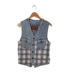 Vintage Checkered Flannel Denim Vest  M E A S U R E M E N T S - are taken with garments laying flat, across seam to seam, and are not doubled. Shoulder (seam to seam): 14" Bust (armpit to armpit): 18" Length: (from back of collar to bottom hem): 24" Brand: Rafaella  Size: Small Material: 100% Cotton In good vintage condition. Box A- /2P #8977  Thank you for visiting my shop  Most of my items are purchased at estate sales and are vintage, used in another era and will show signs of wear appropriat Vest Sweater, Vest Outfits, Denim Vest, I Shop, Bathing Beauties, Adult Outfits, Couture, Purses And Bags, Music Clothes