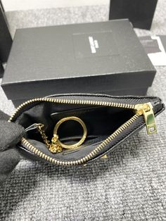 Saint Laurent YSL caviar zipper coin purse with calfskin. Zipper Coin Purse, Large Leather Bag, Lv Purse, Small Leather Bag, Lv Shoes, Medium Handbags, Lv Belt, Lv Handbags, Lv Wallet