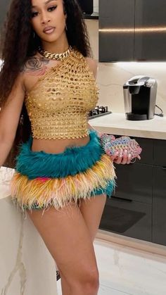 anyone know where to find this outfit? Gold Birthday Outfit Black Women, Carnival Outfit, 19th Birthday Outfit, Bad And Boujee Outfits, Vacation Outfits Women, Boujee Outfits, Cute Birthday Outfits, Swag Outfits For Girls, Dressy Outfits