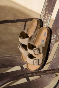 Birkenstock Sandal, Men Birkenstock, Two Strap Sandals, Paris Mode, Leg Muscles, Birkenstock Sandals, Shoe Inspo, Birkenstock Arizona, Shoe Closet