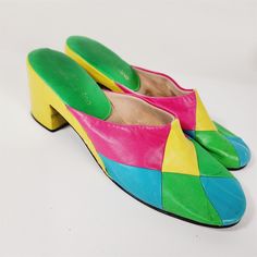 Vintage Jacques Levine Colorblock Pink Green Blue Yellow Mule Heels Size 8.5 Womens Clogs And Mules, Vintage Shoes Women, Heels Vintage, 60s 70s Fashion, Mule Heels, Clogs And Mules, Green Heels, Clogs Shoes, Womens Clogs