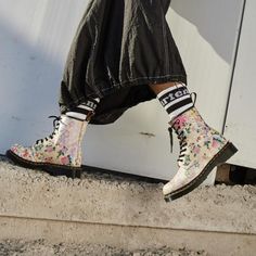 Dr. Martens, Os (Size), Floral Mash Up, New With Tags, And Mash Up Leather. White Floral Print Round Toe Boots, Floral Dr Martens, Doc Martens Black, White Dr Martens, Dr Martens White, Red Leather Boots, Dr Martens Womens, Patent Leather Boots, High Top Boots