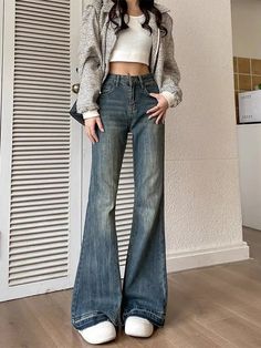 Vintage Flare Denim Jeans - Jeans Jeans 2000s, High Waist Wide Leg Jeans, Denim Decor, Streetwear Jeans, Flare Denim Jeans, Middle Age Fashion, Streetwear Clothes, Vintage Flare, Winter Jeans