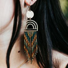 Add these handmade seed bead fringe earrings to your boho accessories! These are comfortable and lightweight yet stylish gems go beautifully with any outfit and season.  To see what bracelets and other accessories you can pair with these earrings, please check out my shop: https://www.etsy.com/shop/thebohemyco Wire Seed Bead Earrings, Western Earring, Unique Beaded Earrings, New Years Earrings, Beaded Projects, Black Beaded Earrings, Flower Beaded Earrings, Simple Beaded Earrings, Beaded Fringe Earrings