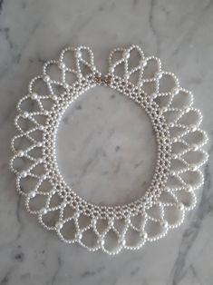 In good condition. For measurments see pictures. Pearl Outfits, Style Pearl Necklace, Pearl Outfit, Twenties Style, Pearl Collar, Vintage Floral Fabric, Beading Netting, Handmade Jewelry Tutorials, Roaring Twenties