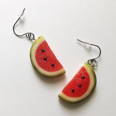 These watermelon earrings scream summer! Each slice is handmade with love! Keep these away from small children and pets, as they are a choking hazard. -Earrings are made with stainless steel hooks Watermelon Jewelry, Black Forest Cupcakes, Watermelon Earrings, Dinosaur Earrings, Miniature Food Jewelry, Birthday Weekend, Food Jewelry, Cute Dinosaur, Miniature Food