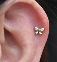 Bow Piercing, Boty Nike, Gift Bow, Jewelry Accessories Ideas, Jewelry Lookbook, Nose Rings