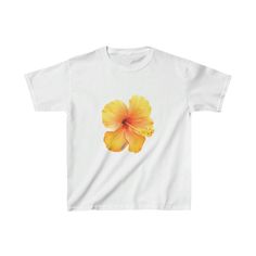 Yellow Hibiscus Graphic Baby Tee - Etsy Indonesia Style Année 90, Y2k Fairy, Floral Clothing, Belly Shirts, Baby Graphic Tees, Girls Crop Tops, Y2k Clothes, Top Streetwear, Top Baby Products