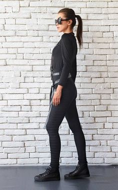 Long tight black pants - METP0025 An amazing new piece that is definitely a must have this season. Those pants are a sight to see and have a lot of accents. The piece has a high waist and a few belt holes which allows you to style the belt in more than one way. The sides of the leggings have a special design that turns them into a piece of art. Those pants are not only beautiful to look at but very comfortable to wear and go with a lot of tops and tunics. Pair them with sneckers and boots for an Goth Pants, Punk Clothes, Woman Pants, High Waist Leggings, High Waist Pants, Womens Leggings, Punk Outfits, Waist Pants, Special Design