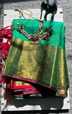 🧵Pure Kanchipuram Silk Saree in Green   with self embossed motifs all over the body gives the festive look .  🧵Green color  body and pink  pallu & Vanasingaram borders is just a classic kanchipuram style of elegance .  🧵Blouse - Yes ( Stitched ) 🧵 Fall pico done  ✅ . 🧵Shipping - As Applicable . 🧵No Returns and Exchanges!! Kanchi Saree, King Of Prussia, What Is Advertising, Kanchipuram Silk Saree, Beautiful Saree, Ethnic Wear, Silk Saree, Matching Earrings, Silk Sarees