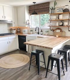 Kitchen Room Design, Kitchen Redo, Tiny Kitchen, Kitchen Remodel Small, Kitchen Design Small, Open Plan Kitchen, White Cabinets