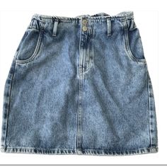 Never Worn And Ready To Ship: Skirt Sinches At The Waist To Give The Hourglass Figure. Comes With Pockets And Is So Comfy Due To The Elastic Back Waistband. All Offers Welcomed Pet Free Smoke Free Home Ready To Ship !!! I Do Surprise Offers 30% For Those Who Like And Add To Bundle!!!! Casual Lined Denim Blue Skirt, Casual Denim Blue Lined Skirt, High Rise Blue Mini Skirt With Lining, Casual High Waist Relaxed Mini Skirt, Casual High-waist Blue Skirt, Casual High-rise Blue Mini Skirt, Casual High Rise Blue Mini Skirt, Casual Mid-rise Mini Skirt With Lining, Casual High Waist Light Wash Skirt