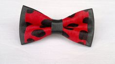 Check out this item in my Etsy shop https://www.etsy.com/listing/213035023/printed-calf-hair-bow-tie-red-and-black Hair Bow Tie, Bow Tie Party, Prom Fashion, Prom Style, Calf Hair, Black Dots