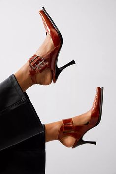 Presley Pointed Heels | Free People Upcoming Fashion Trends, Pointed Heels, Shoe Inspo, Kinds Of Shoes, Hot Shoes, Fall Shoes, Shoe Lover, Stylish Shoes, Boho Clothing