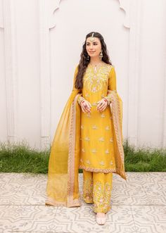 Buy The elegant Pakistani Raw Silk Salwar Kameez and Dupatta Dress, adorned with Embroidery, Resham, pearls, and sequins. Custom Sizes. Fast Shipping.