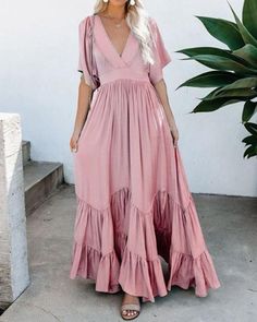 Women Vacation, Long Dresses Casual Maxi, Short Sleeve Maxi Dress, Maxi Dress Outfit, Bohemian Maxi, Bohemian Maxi Dress, Short Sleeve Maxi Dresses, Sleeve Maxi Dress, Tiered Maxi Dress